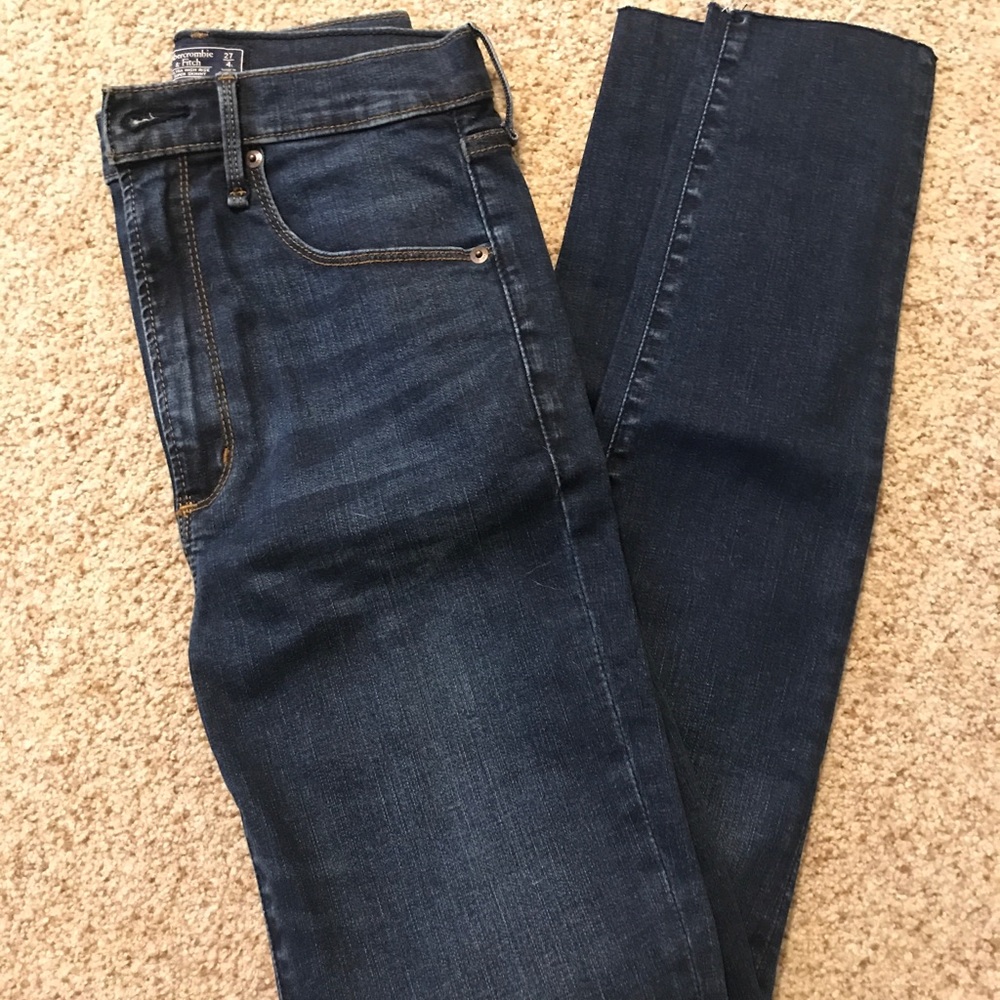 Women’s jeans